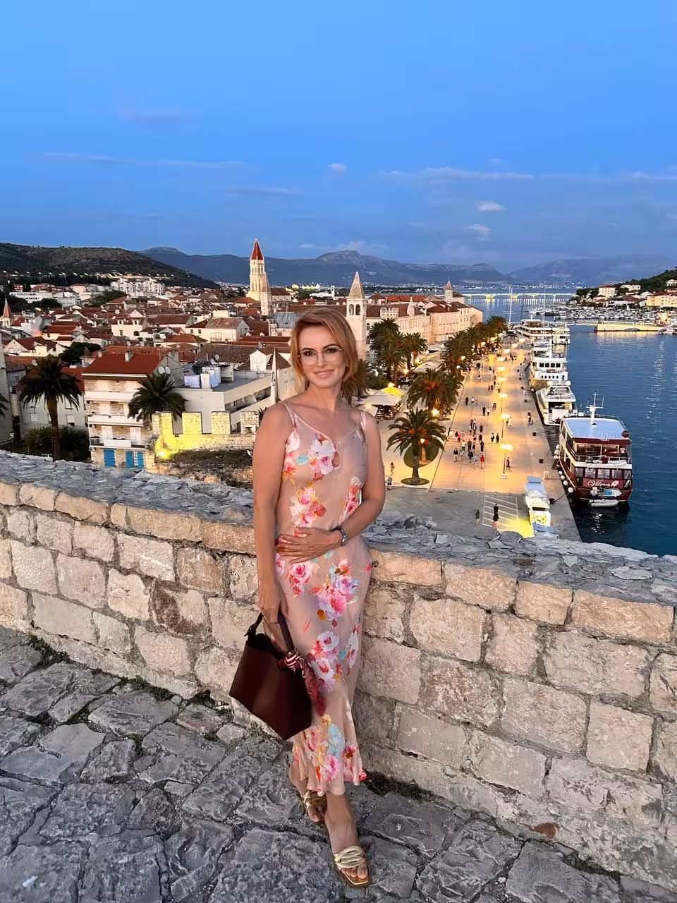 Larysa christian ukrainian dating