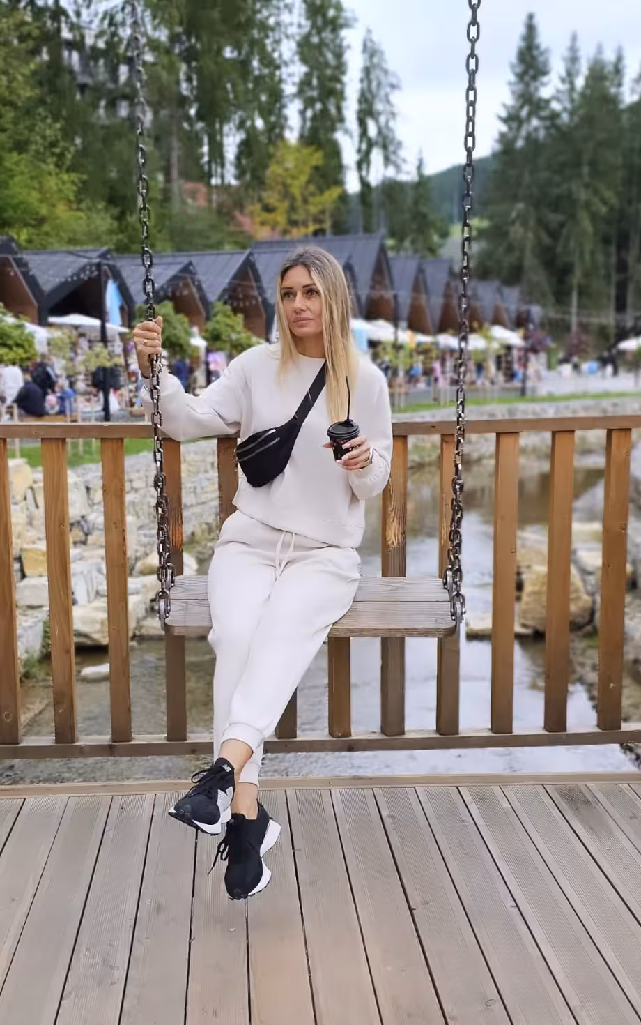 Lena dating ukrainian ladies