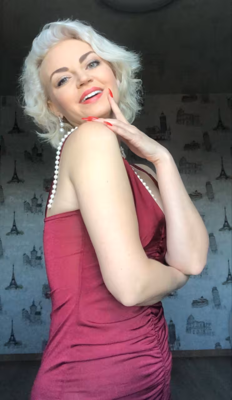 Victoria dating ukrainian women