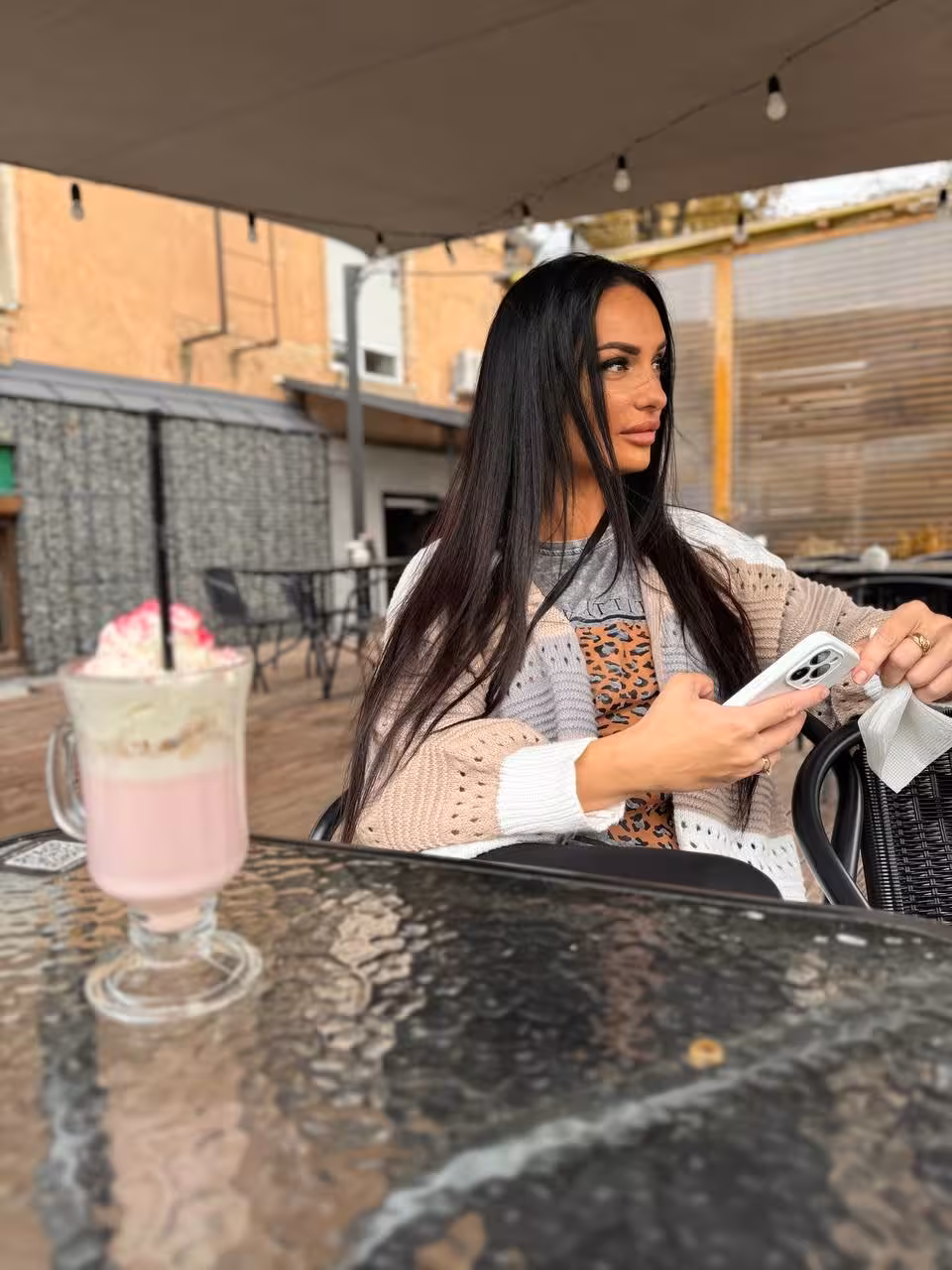 Victoria dating ukrainians girks