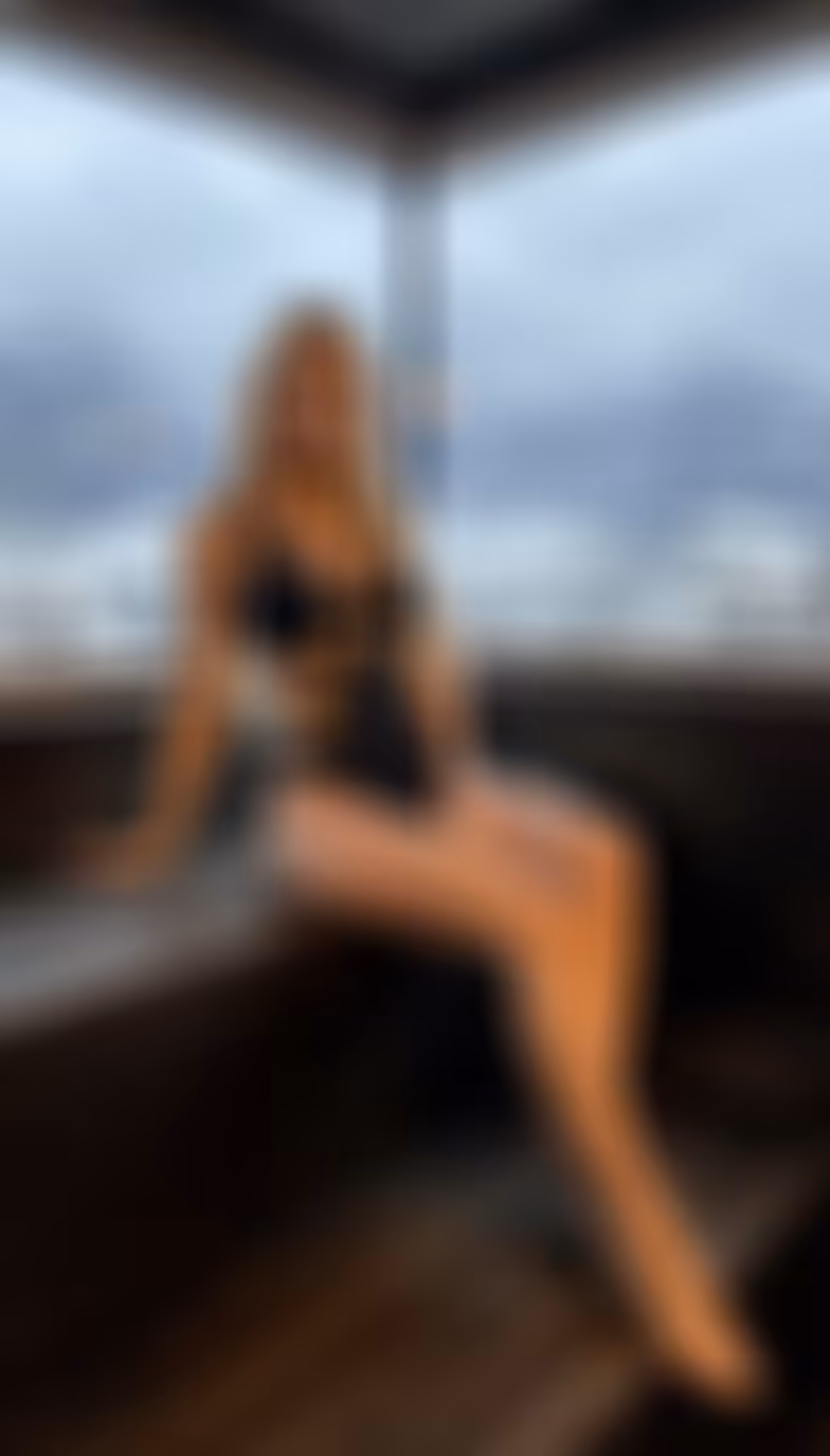 Viktoria  dating ukrainian women