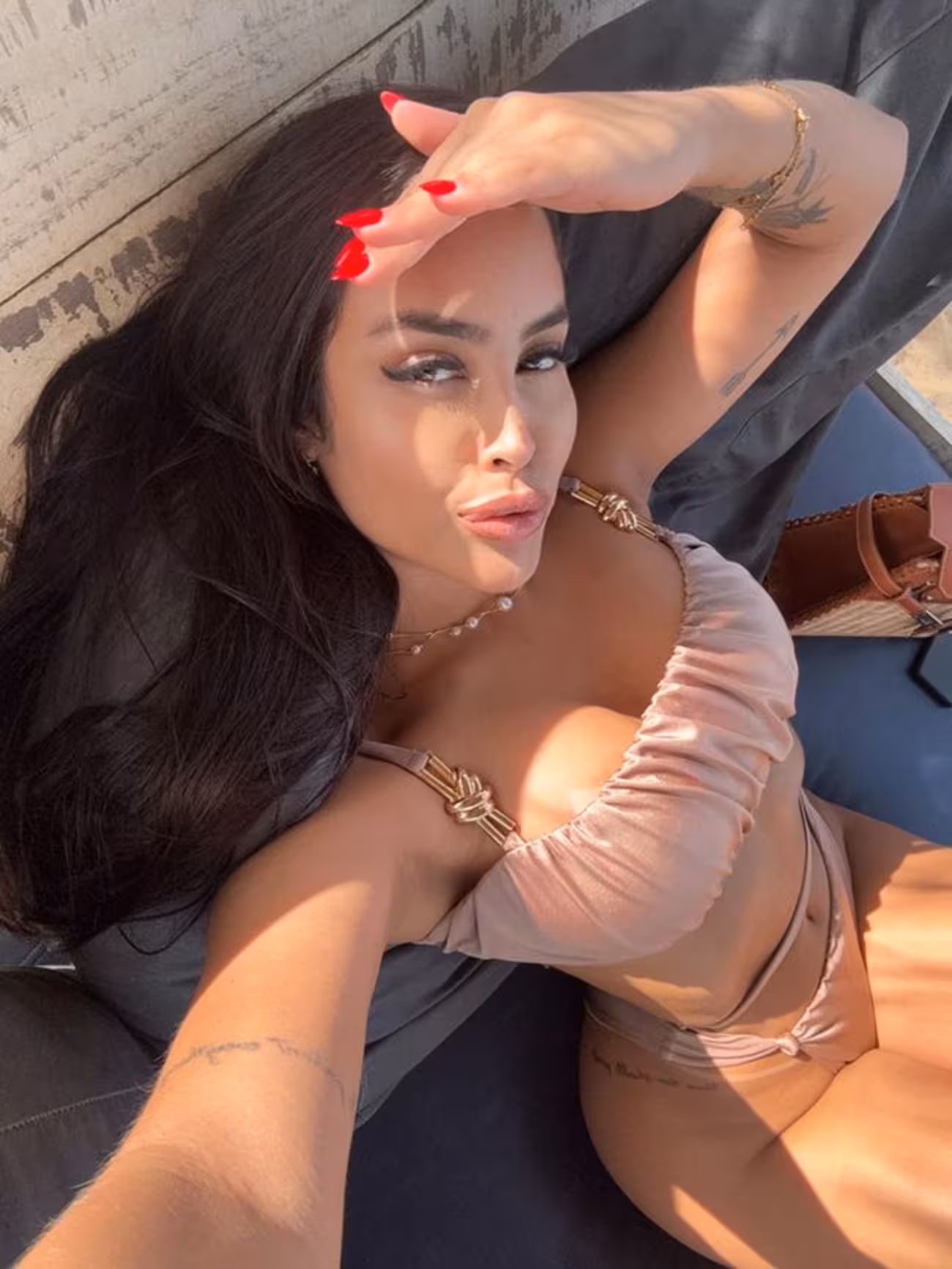 Raquel like dating a ukrainian girl