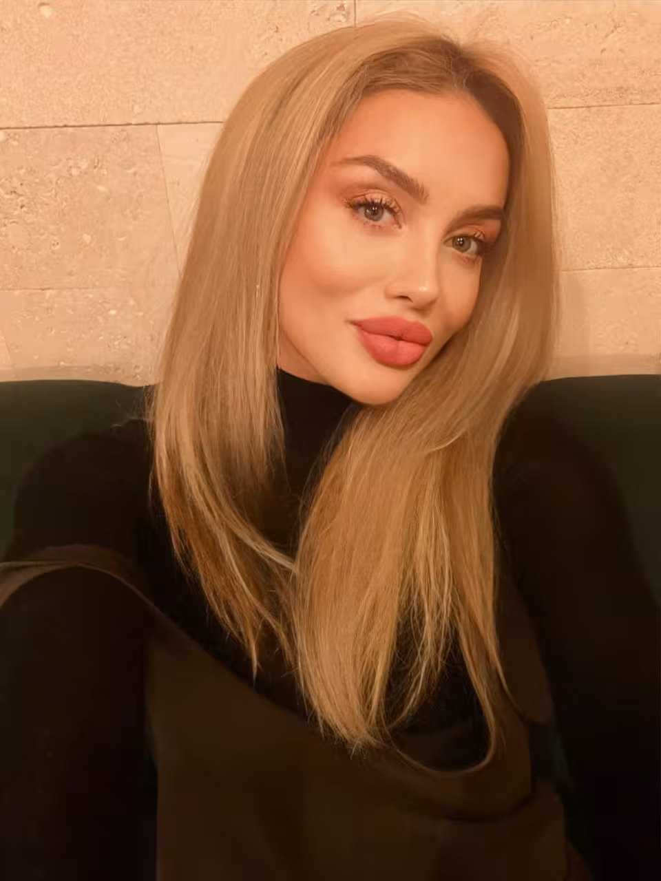 Raisa rencontre avec ukrainienne girl