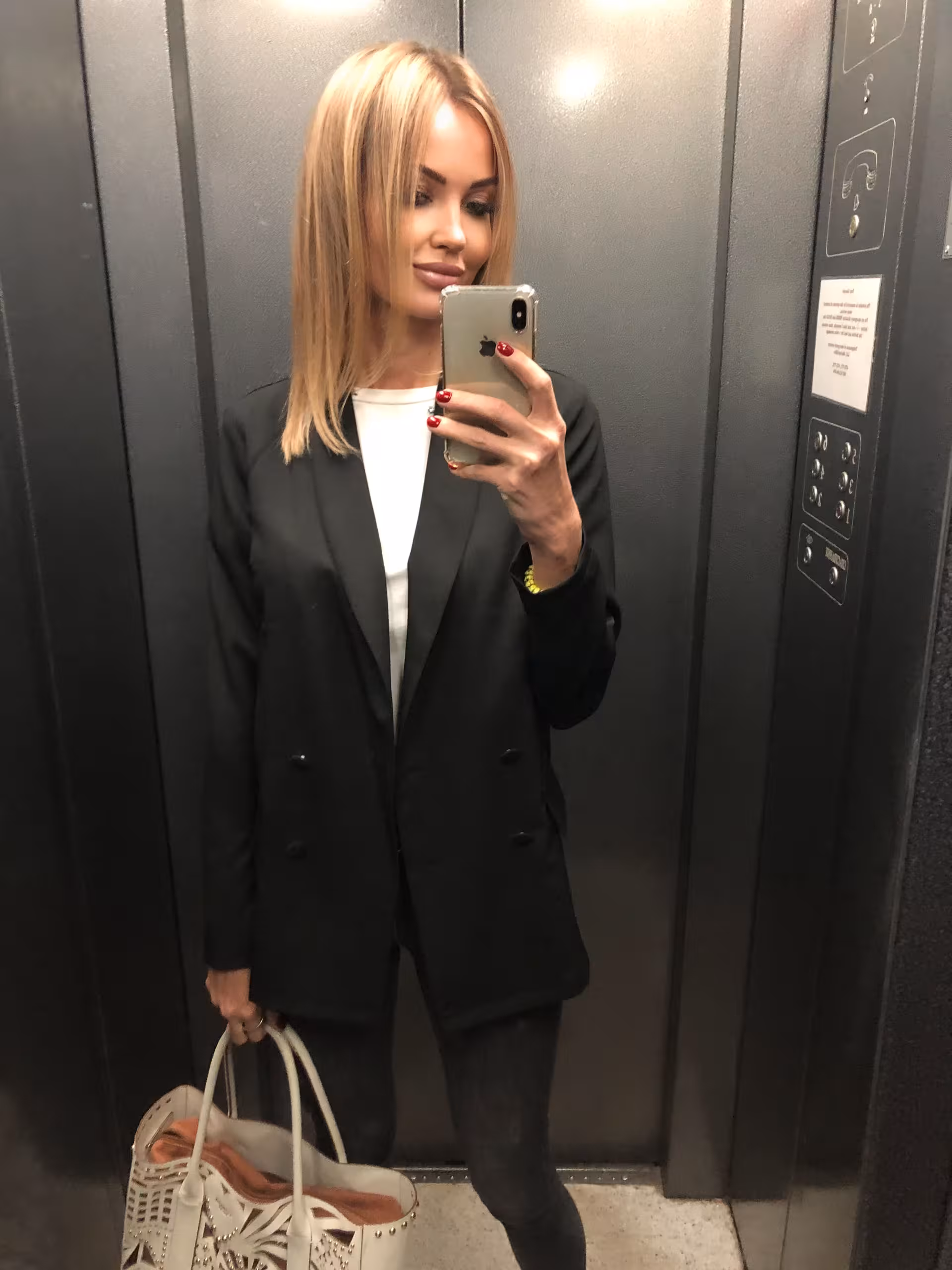 Valeriia  dating ukrainian girl