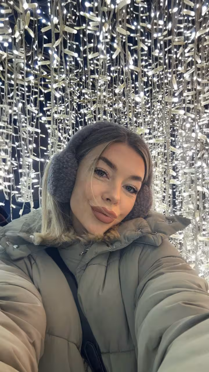 Olena  dating ukrainian female