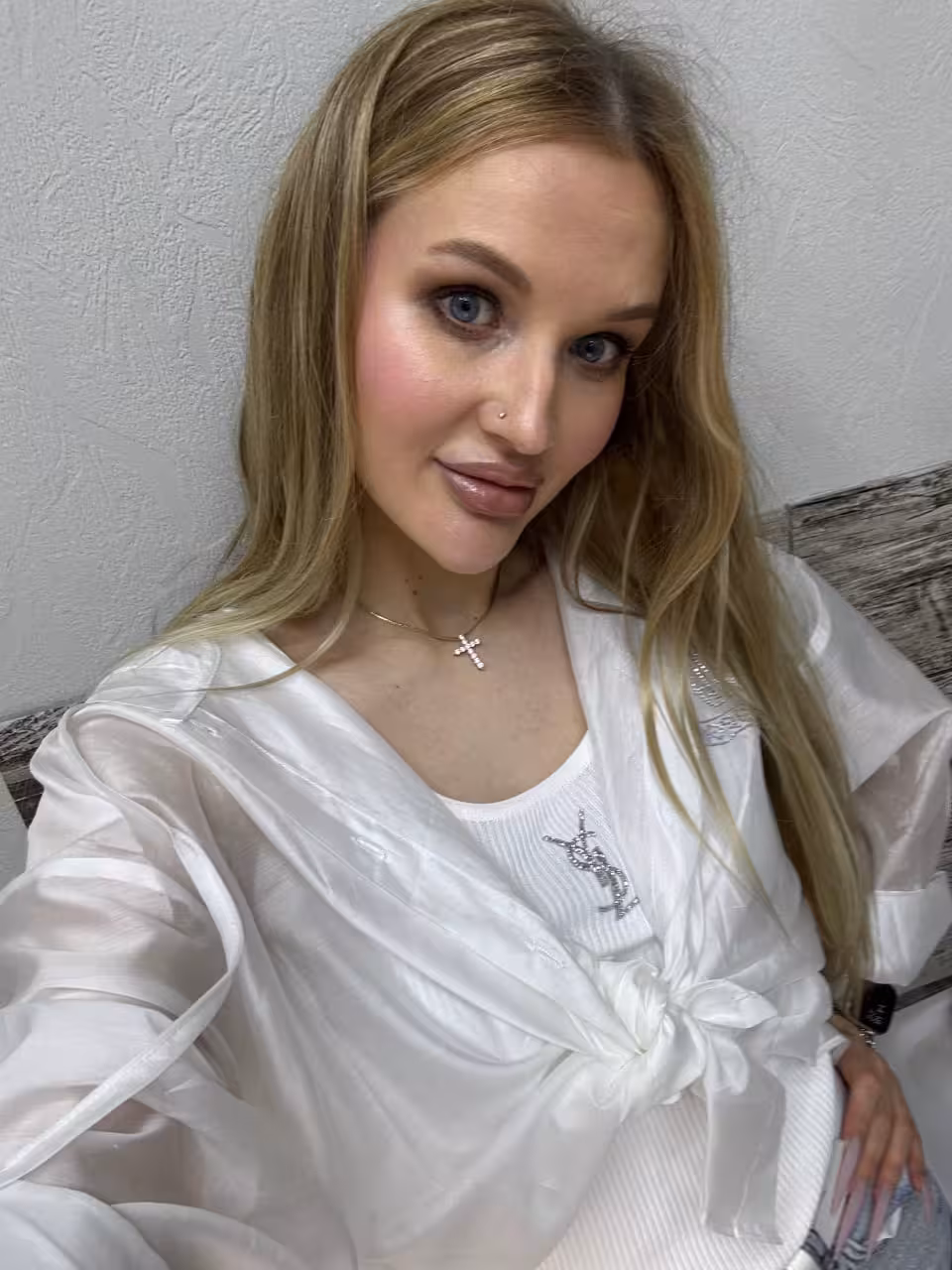 SOFIA dating ukrainian girls