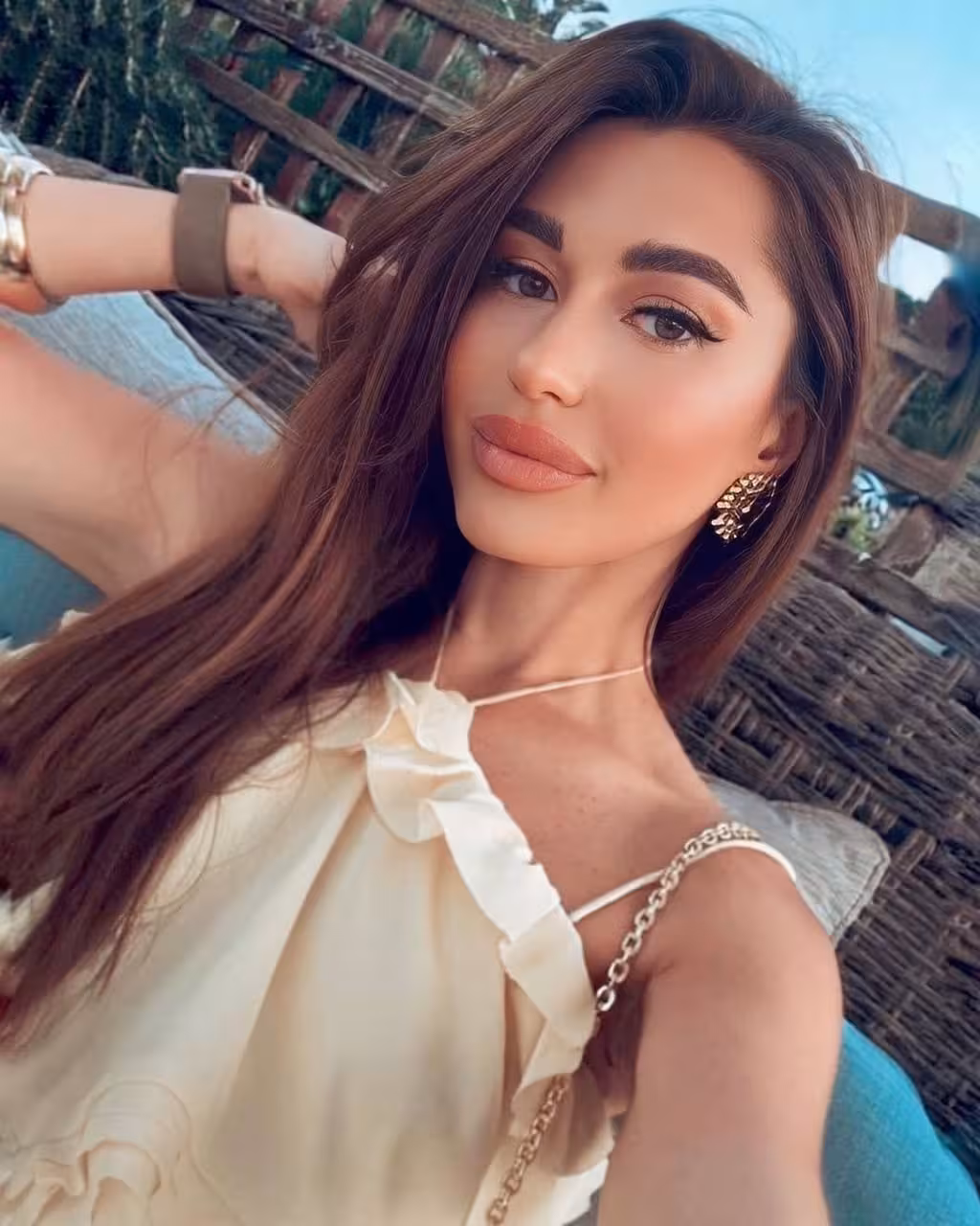 Iryna 34 Lisboa Portugal Attractive lady wanting to share her life journey