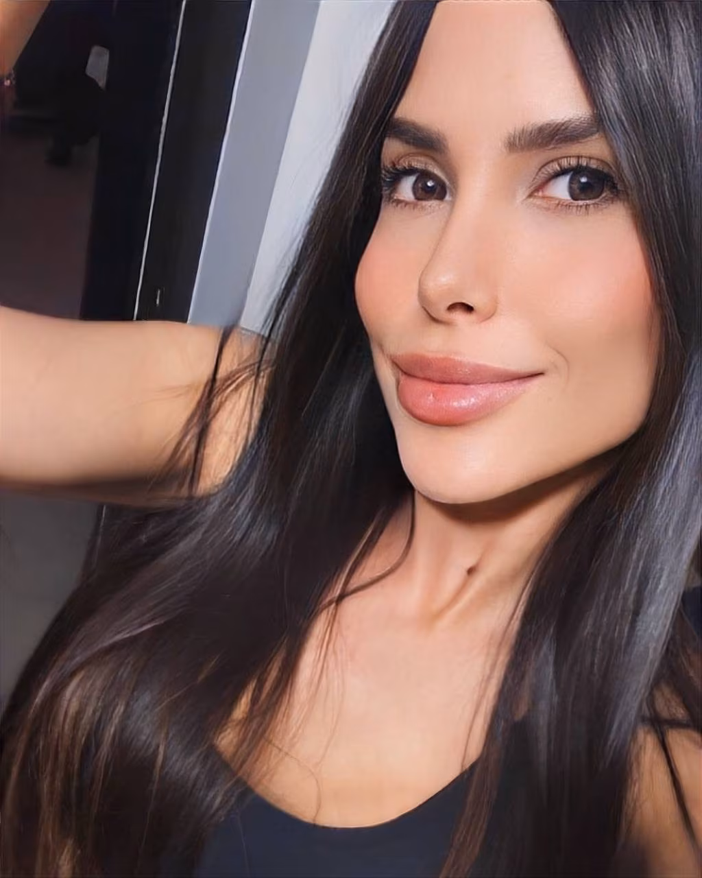Geraldin 35 Cali Colombia Beautiful girl wanting to find her forever love