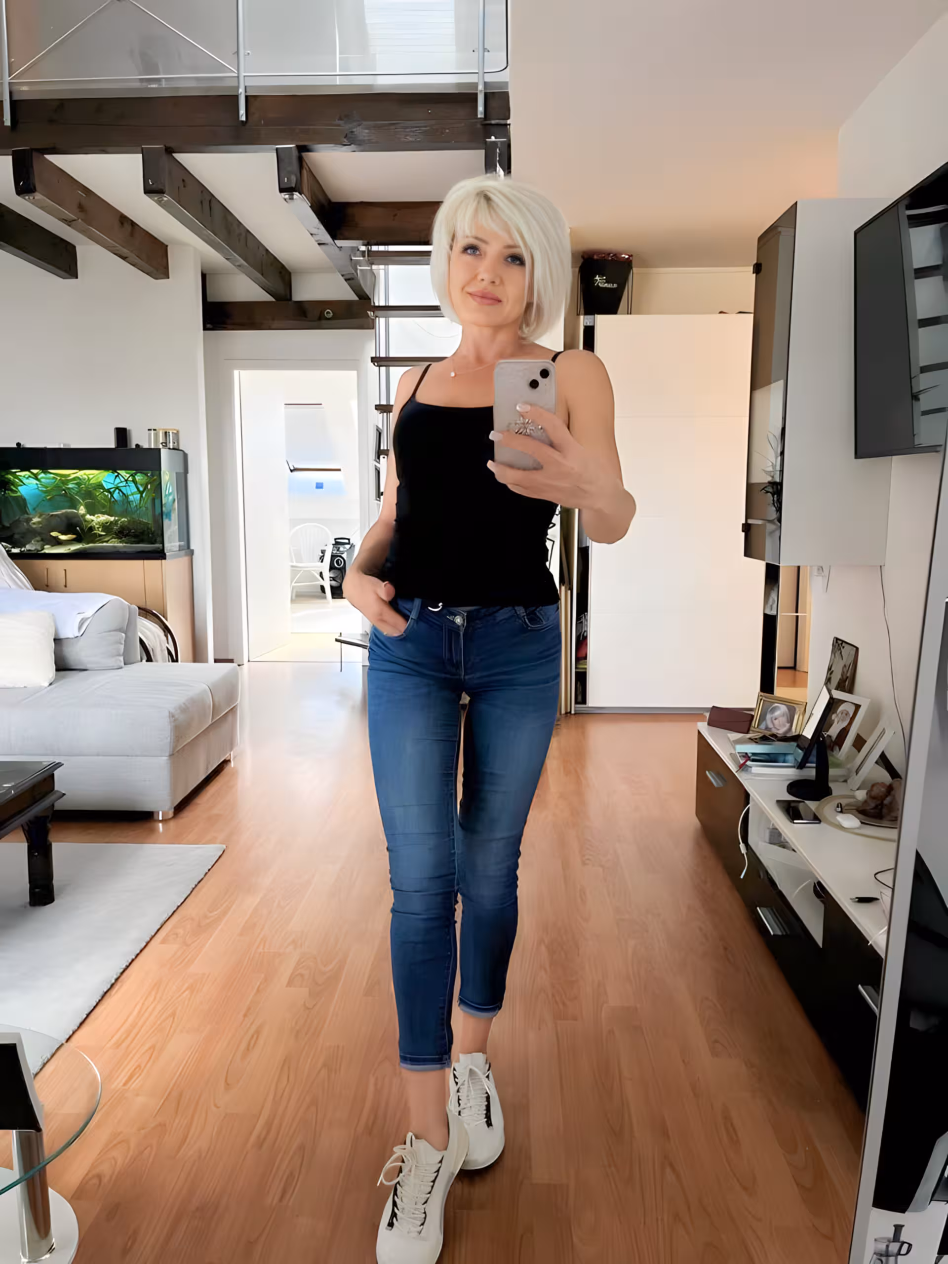 Natalia 48 Warnemünde  Germany Beautiful lady wanting to find her other half