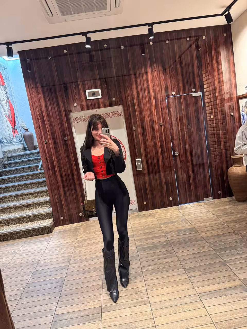Alesya 37 Kiev Ukraine Elegant lady ready to create a beautiful home