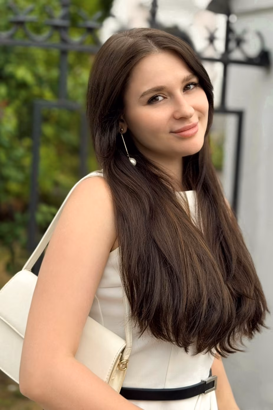 Anna 30 Kyiv  Ukraine Elegant woman looking for a committed relationship
