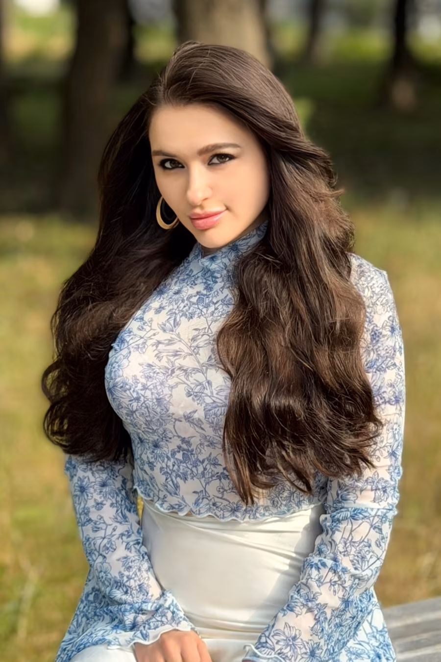 Anna 30 Kyiv  Ukraine Elegant woman looking for a committed relationship