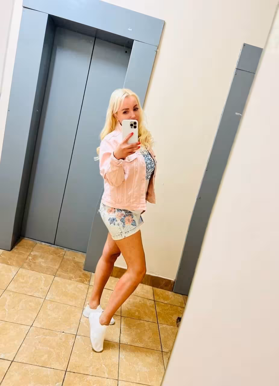 Mila 47 Kyiv Ukraine Nice-looking girl ready to find her happy ending