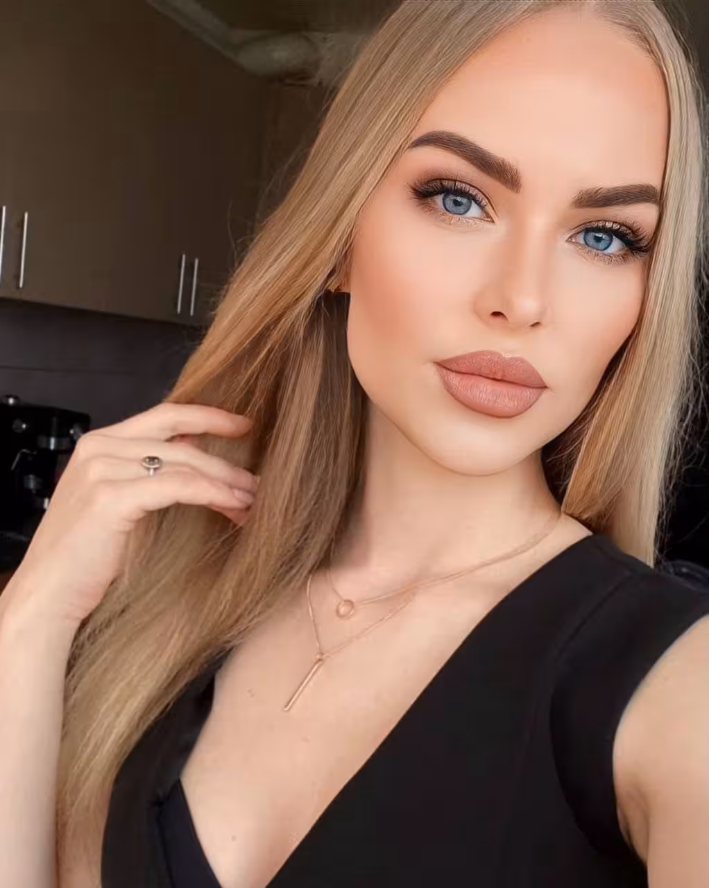 Tatiana 29 Kiev Ukraine Pretty woman looking for a man who understands her
