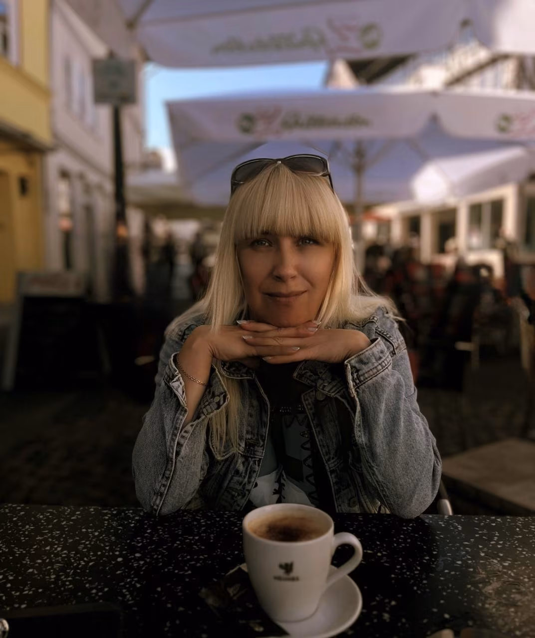 Anna 46 Sumy Ukraine Pretty woman looking for a man who understands her