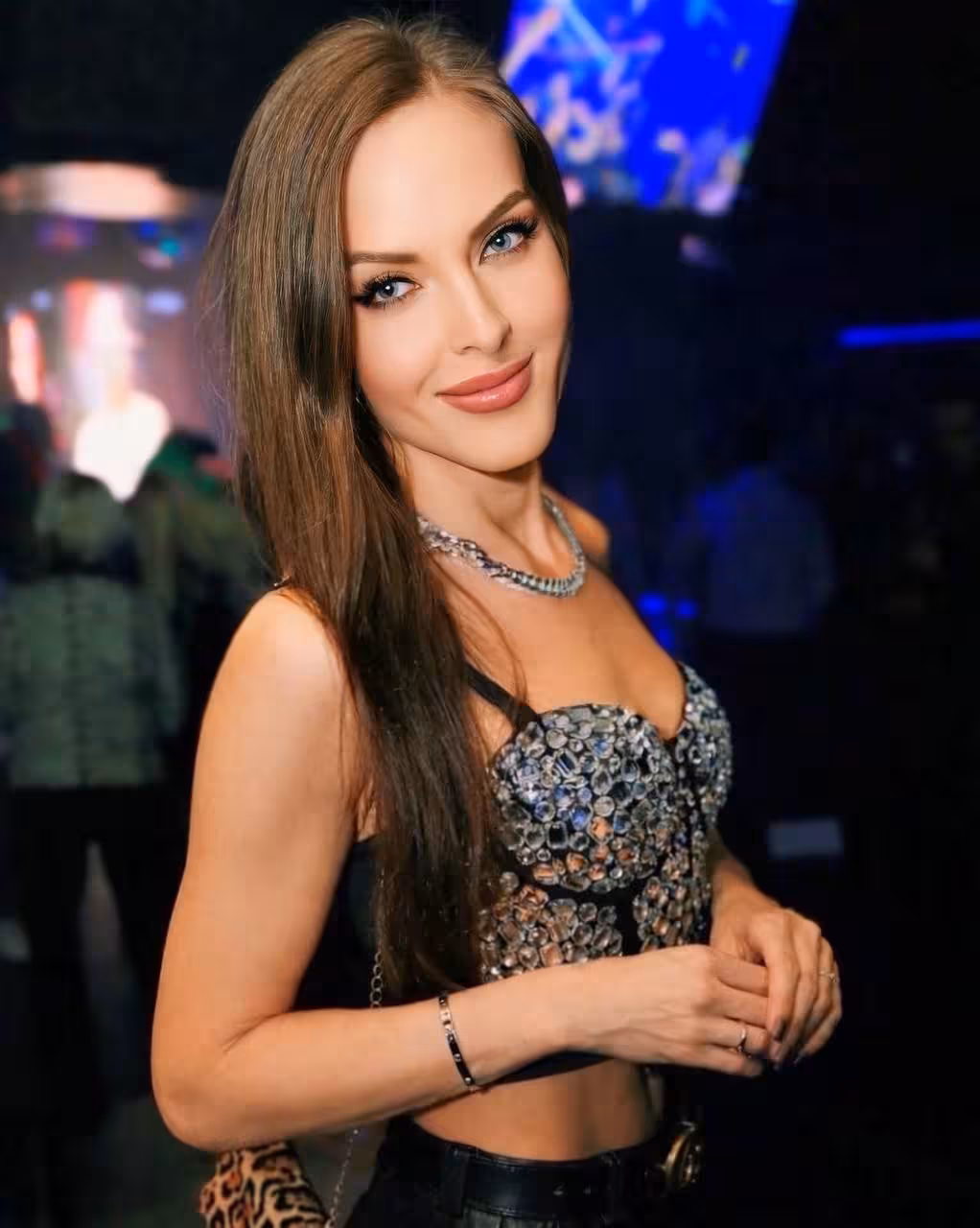 Natalia 42 Turin Italy Stunning girl looking for a man who makes her smile