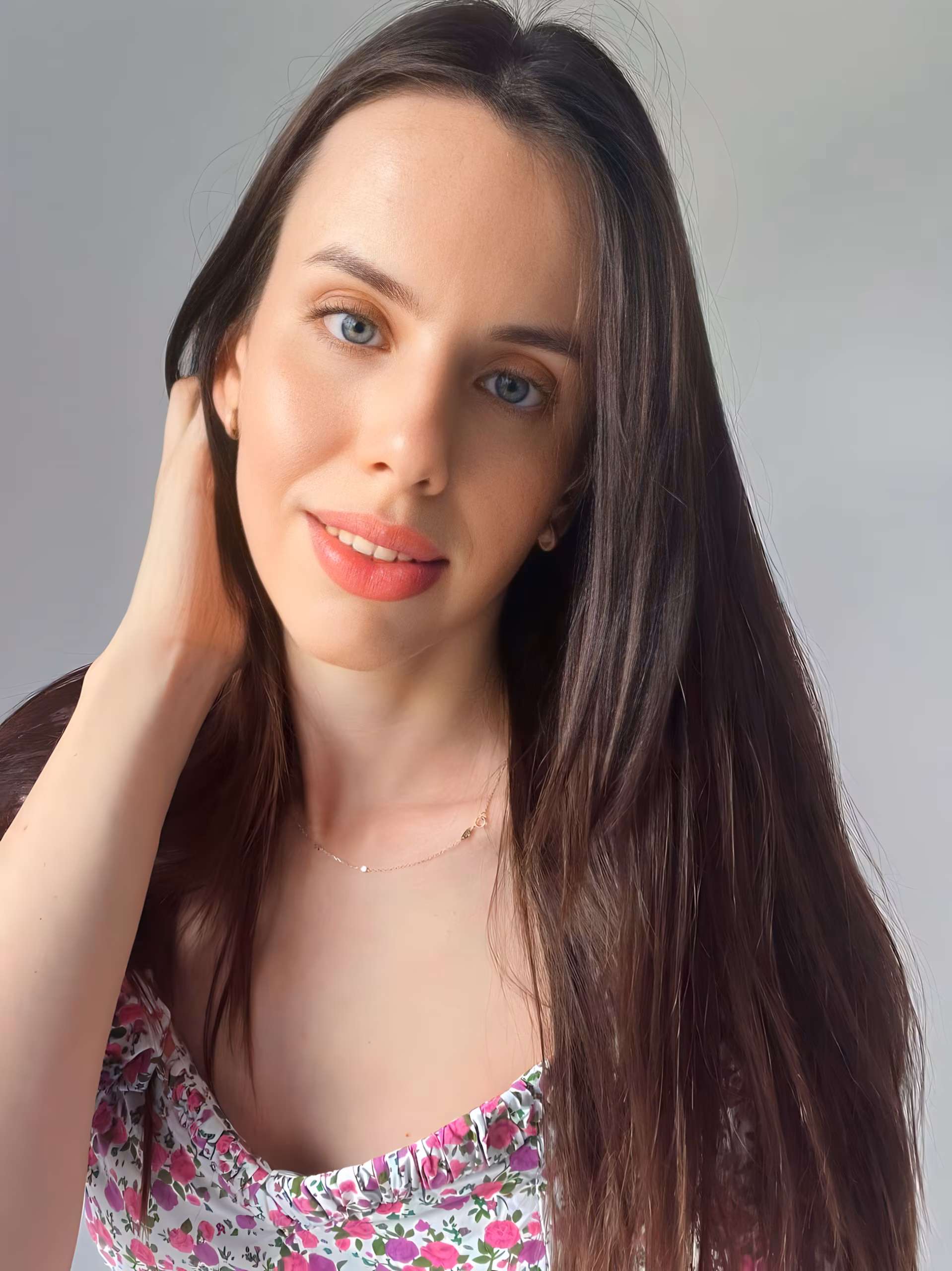 Lilia 30 Bucharest Romania Attractive woman seeking a man with strong values