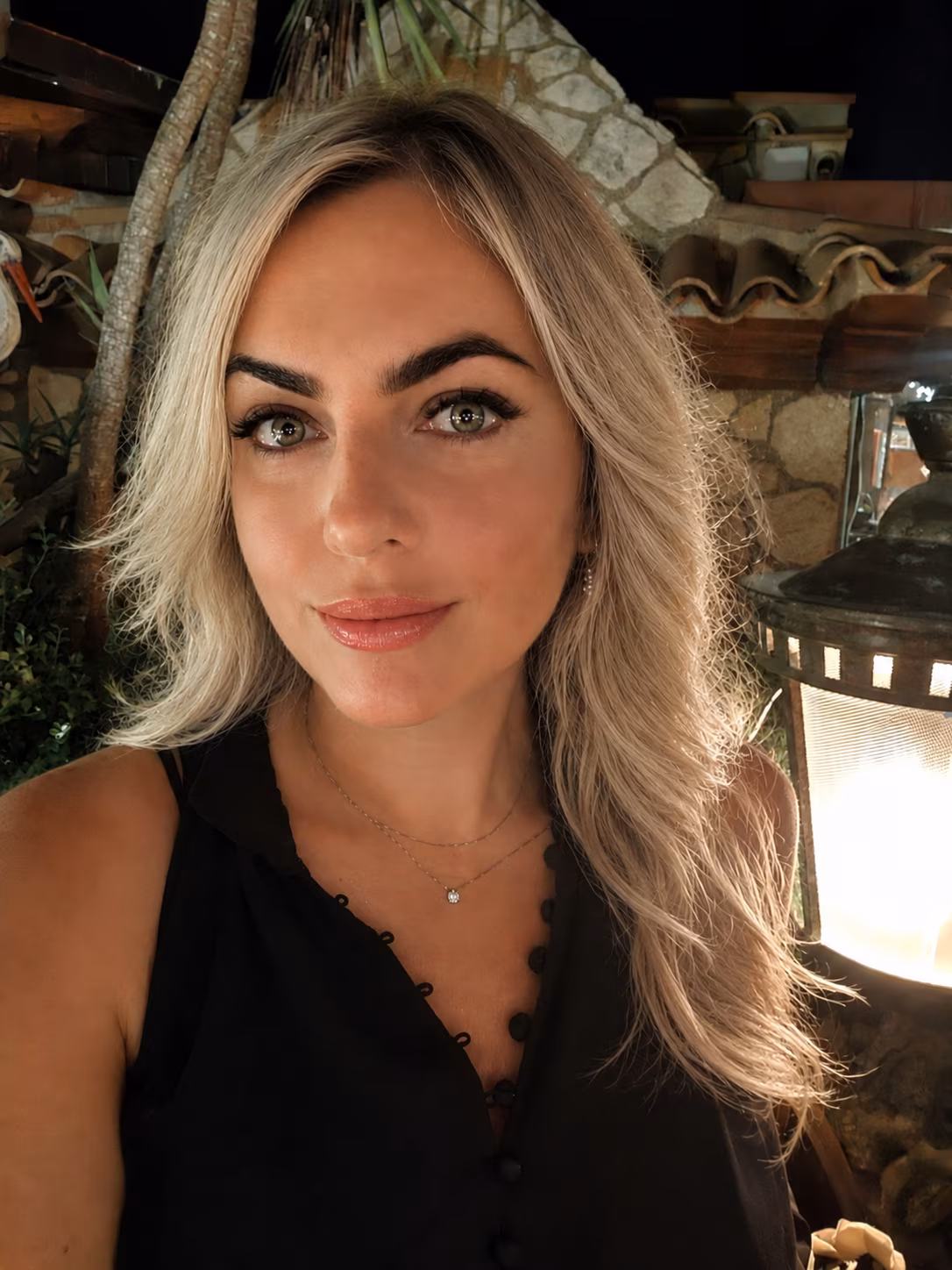 Ganna 40 Verona Italy Elegant lady ready to create a beautiful home