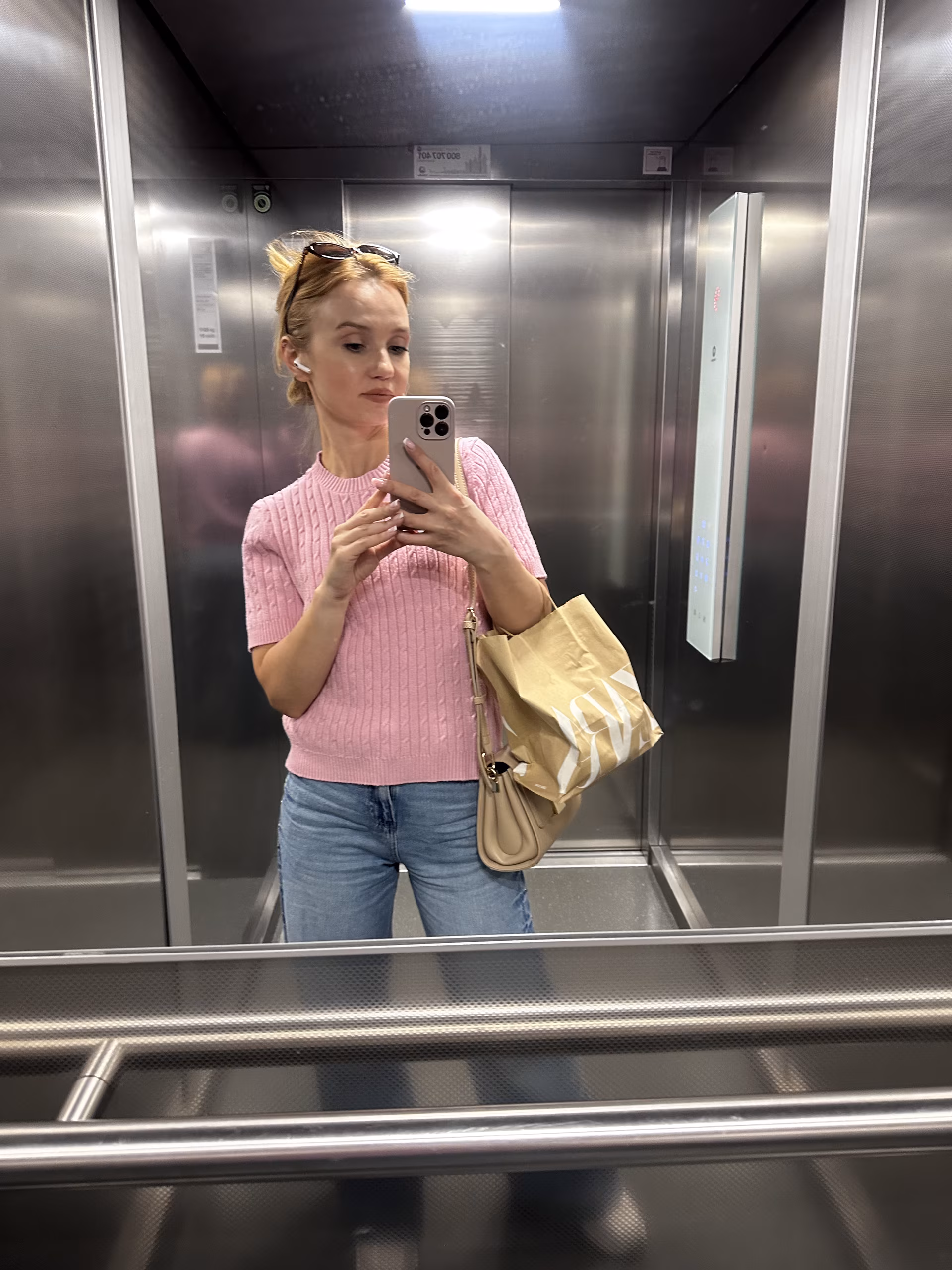 Maryana 34 Lviv Ukraine Elegant woman looking for a committed relationship