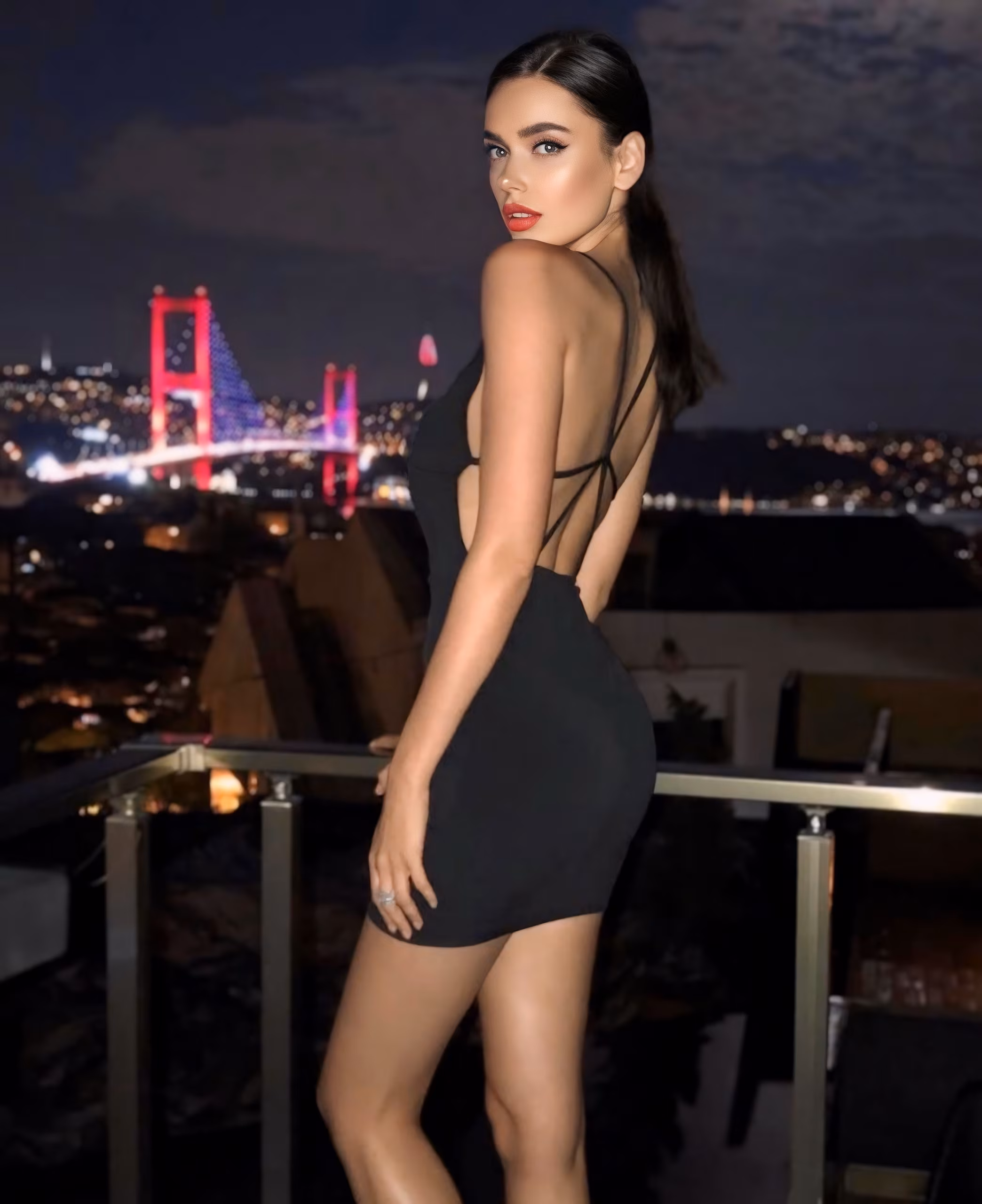 Mariia 30 Kyiv, Istanbul Ukraine Graceful girl wanting to be a devoted wife