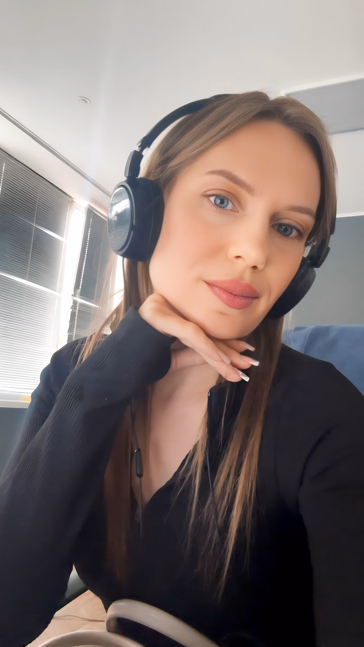 Yulia 40 Lutsk  Ukraine Graceful girl wanting to be a devoted wife