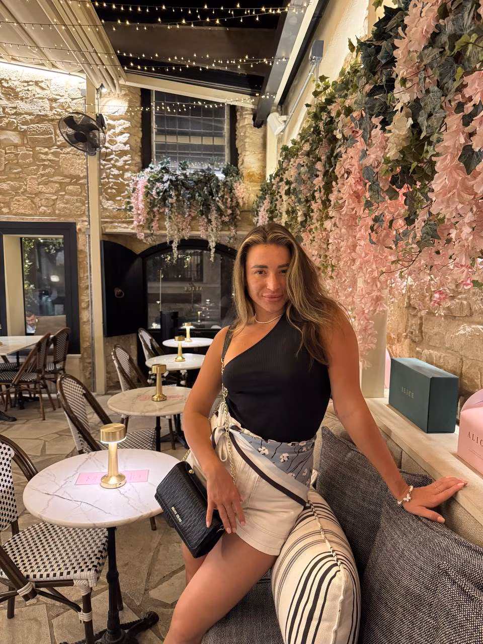 Tatiana 35 Charlotte(USA);Kyiv(UA) USA Lovely girl searching for a trustworthy man