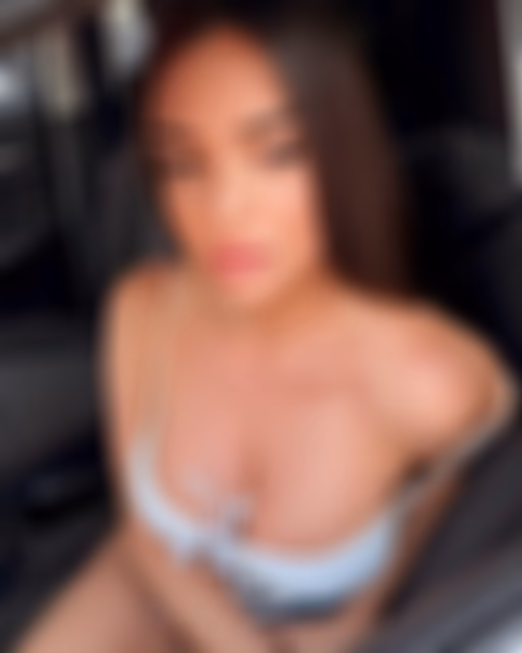 Tara 37 Bucharest Romania Lovely girl searching for a trustworthy man