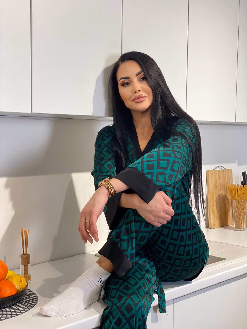 Julie 42 Kharkov Ukraine Nice-looking girl looking for true connection