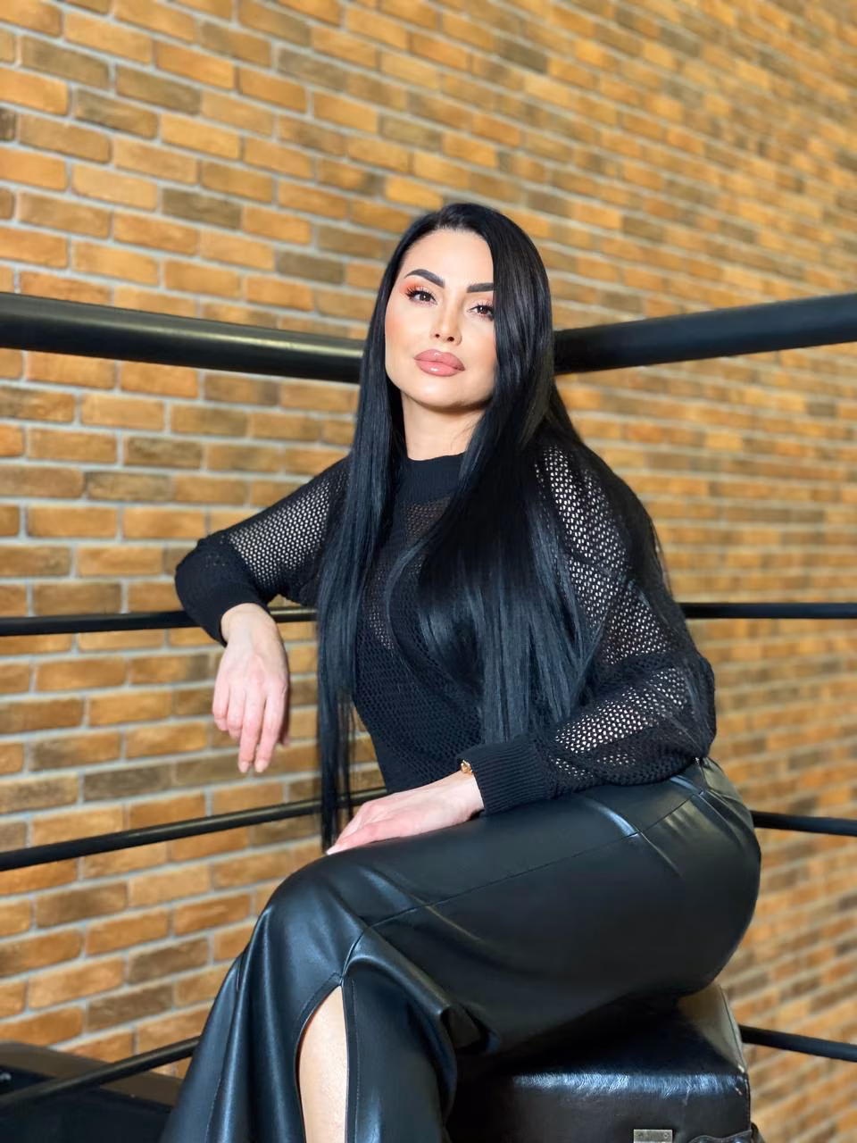 Julie 42 Kharkov Ukraine Nice-looking girl looking for true connection