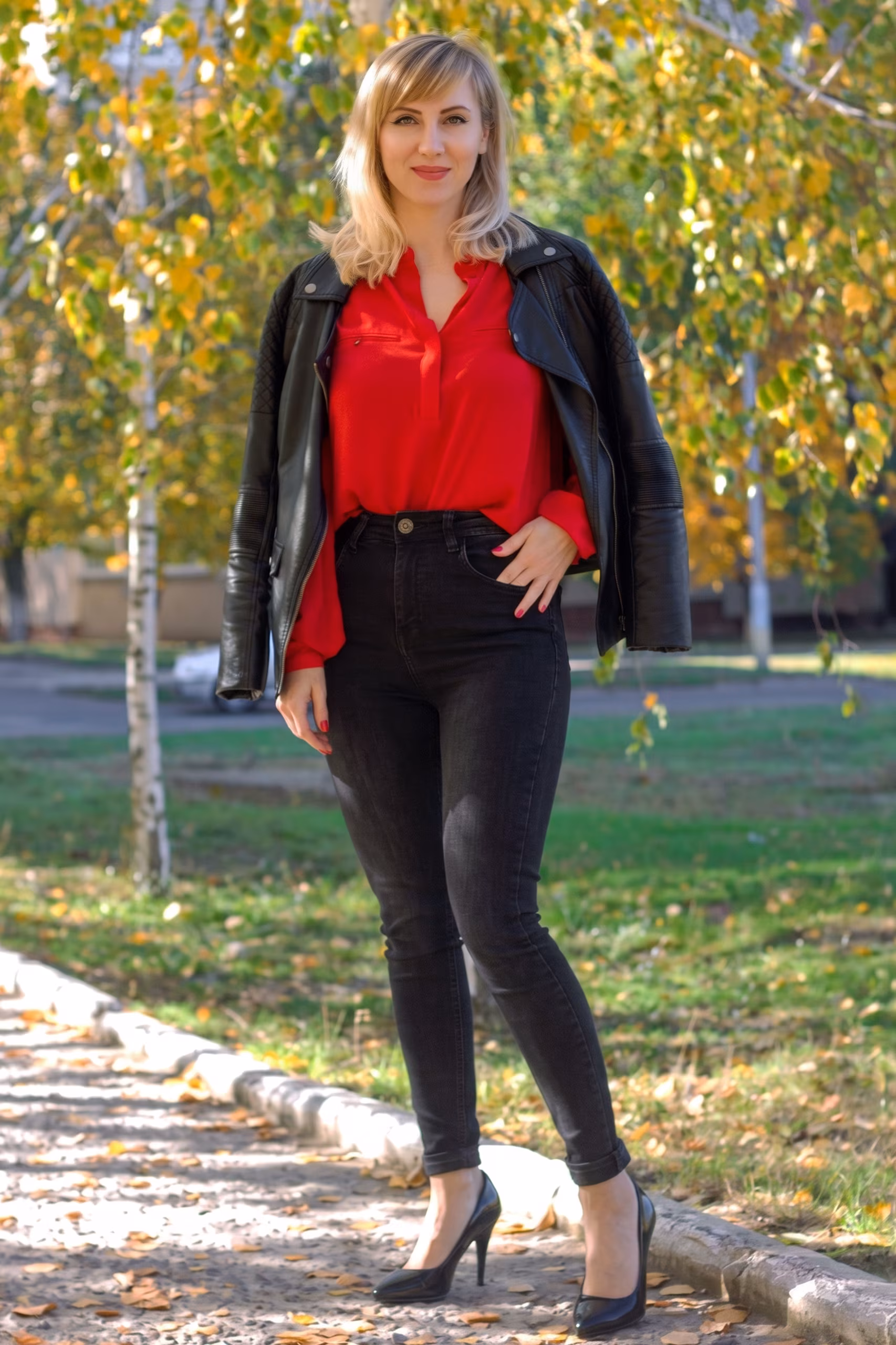 Marina 44 Kyiv  Ukraine Nice-looking girl ready to find her happy ending