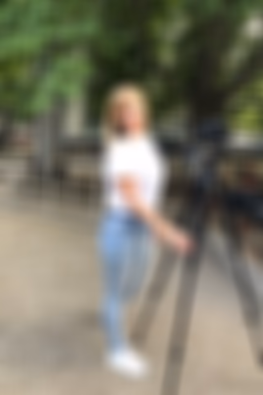 Marina 44 Kyiv  Ukraine Nice-looking girl ready to find her happy ending