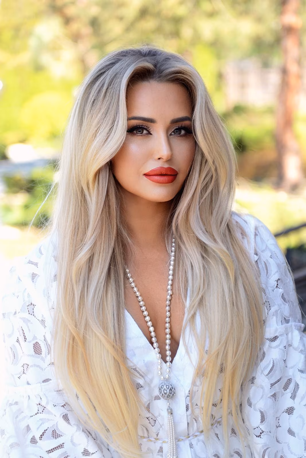 Viktoria 36 Dnepr Ukraine Nice-looking woman ready to meet someone special