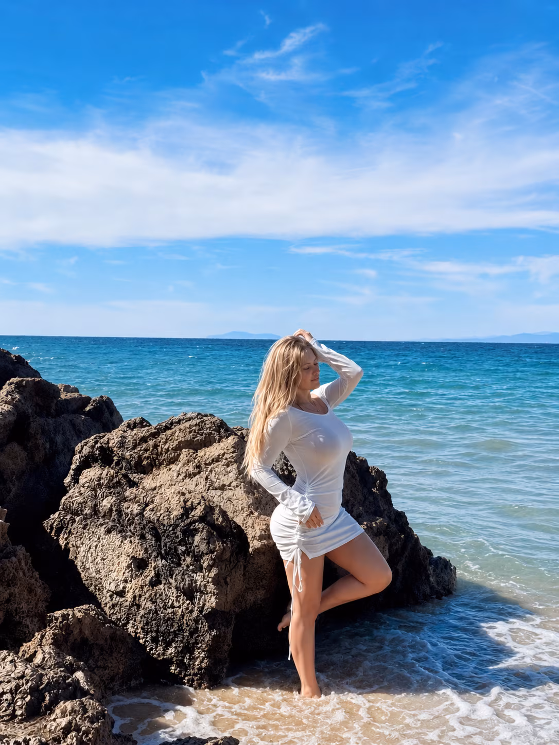 Anita 22 Okhtyrka Ukraine Pretty girl seeking a partner with good intentions