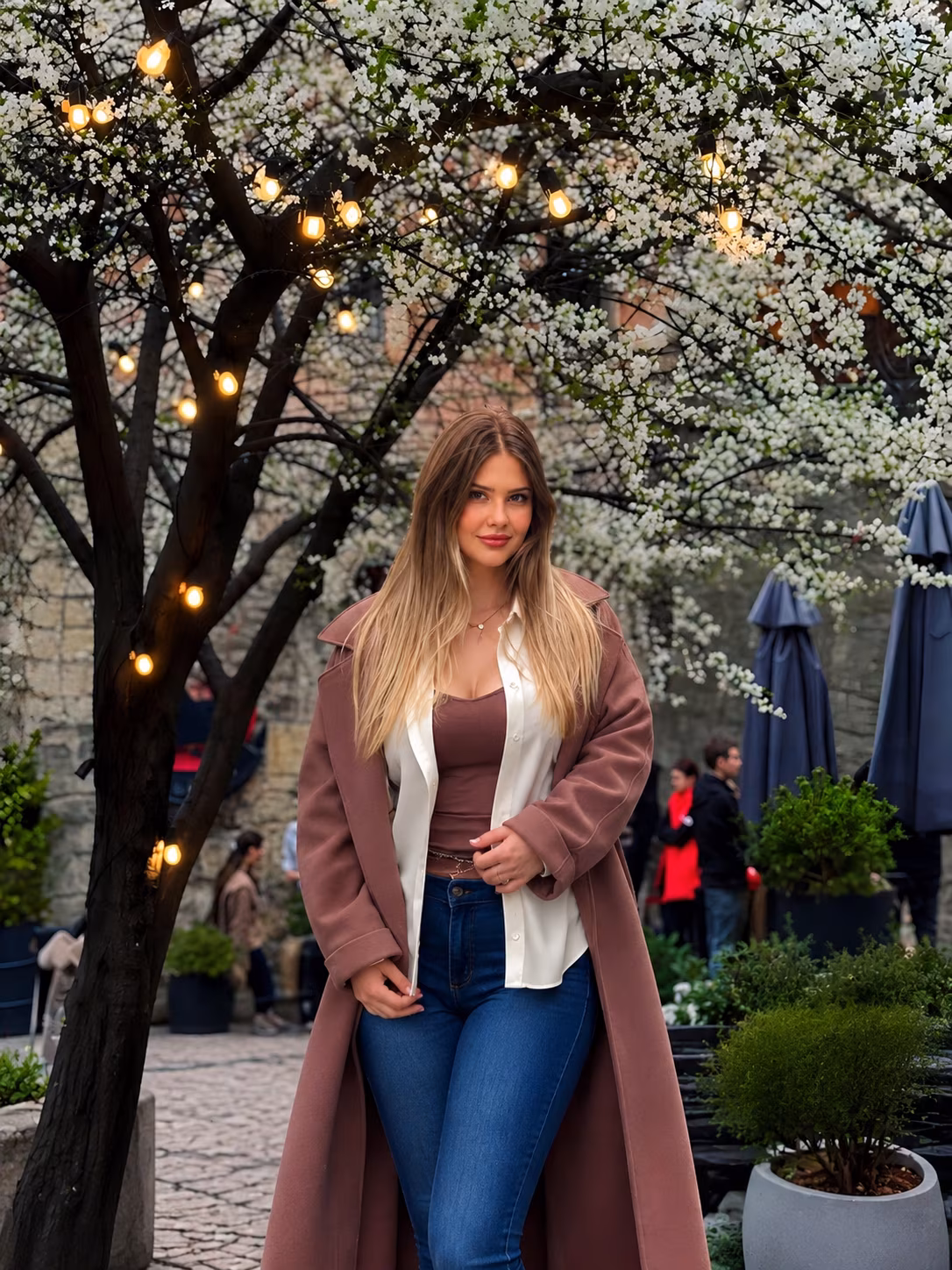 Anita 22 Okhtyrka Ukraine Pretty girl seeking a partner with good intentions