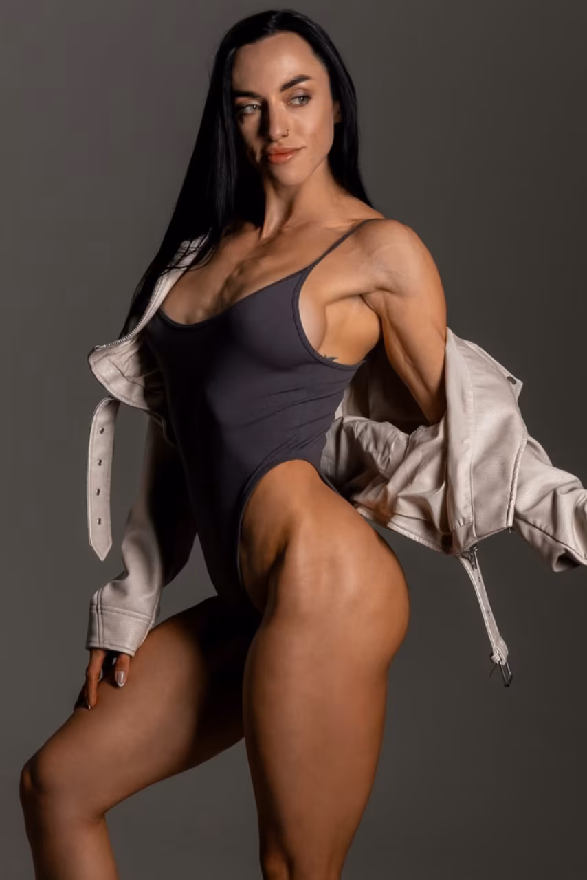 Viki 31 Sofia Bulgaria Pretty lady dreaming of a happy marriage
