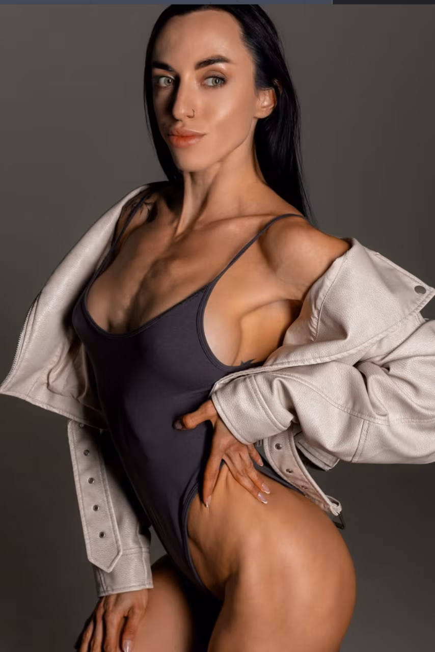 Viki 31 Sofia Bulgaria Pretty lady dreaming of a happy marriage
