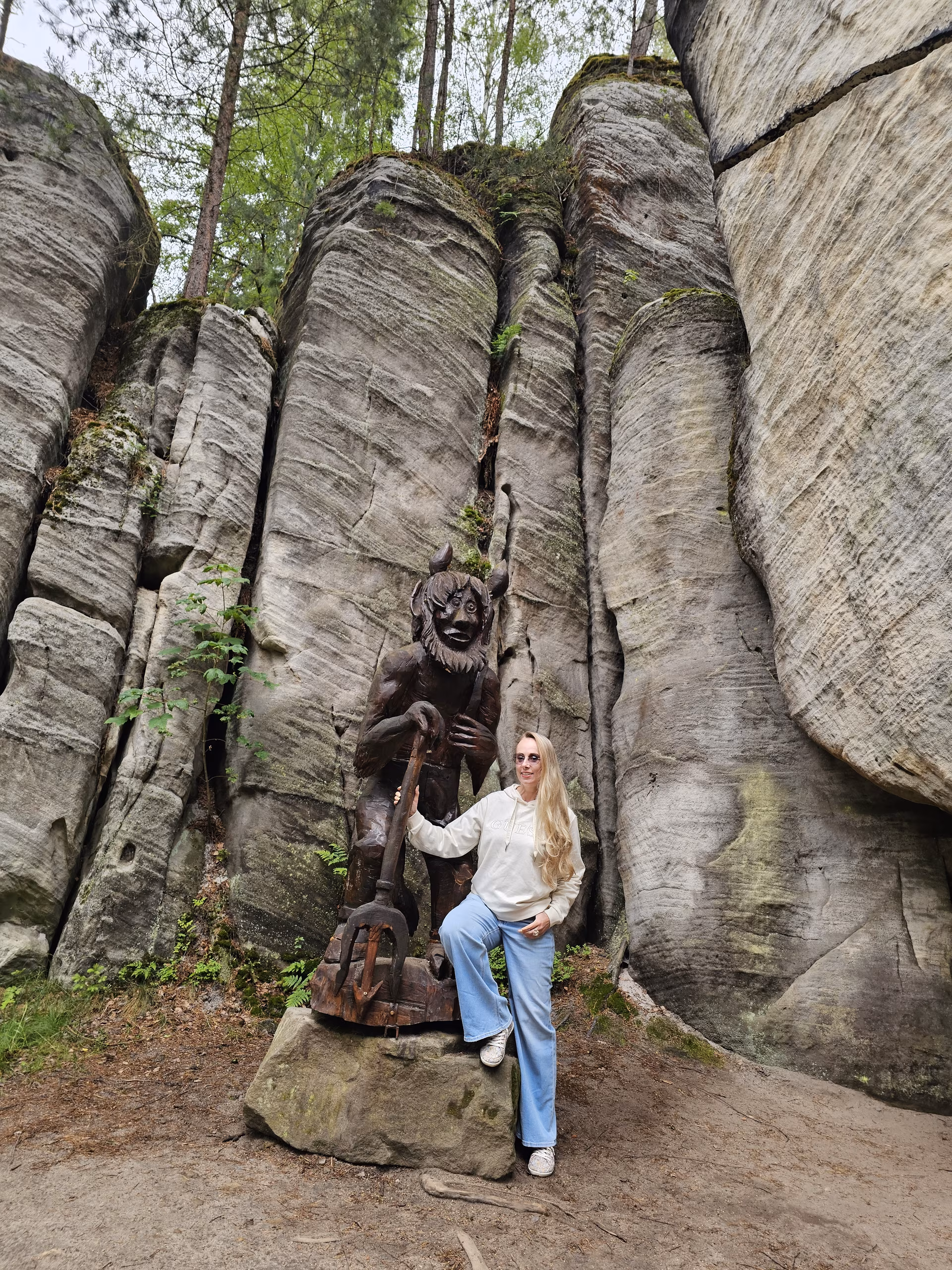 Elena 48 Lublin/Kyiv Poland Pretty lady looking for a man who is supportive