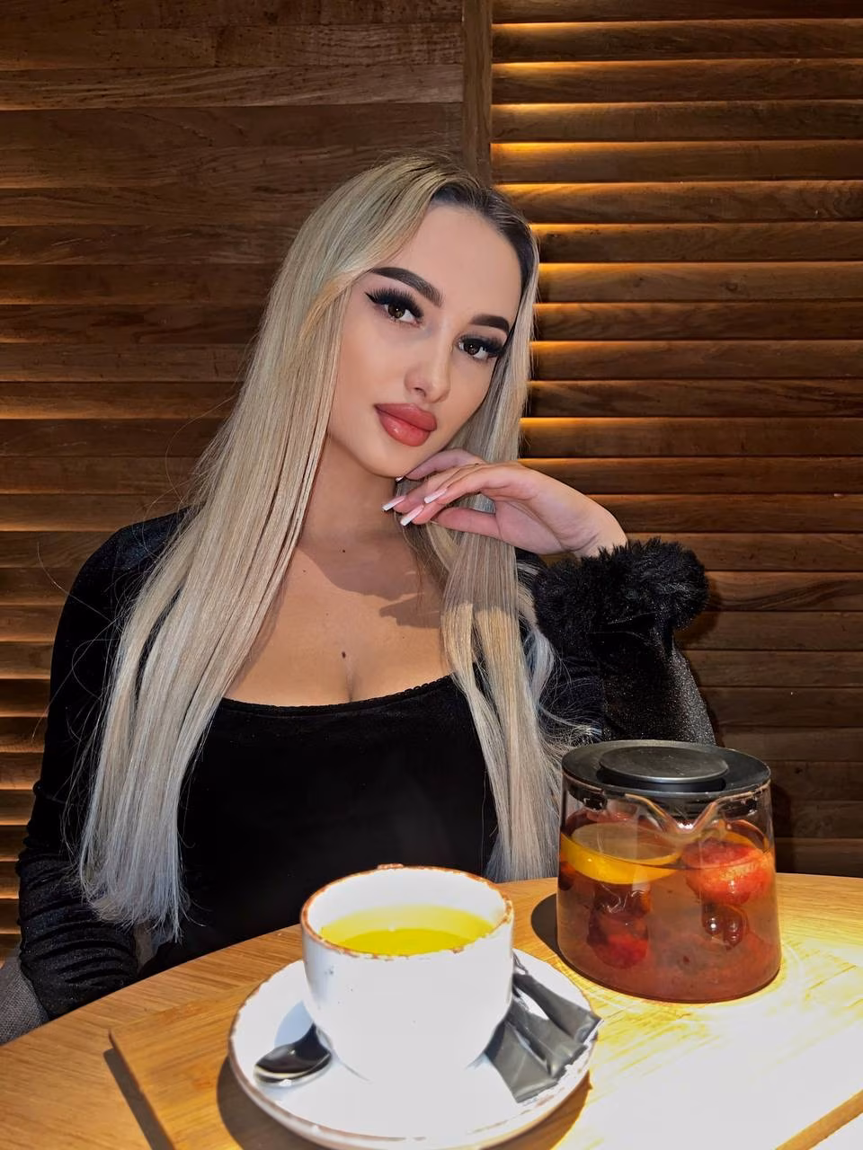 Anna 24 Ivano-Frankivsk Ukraine Pretty lady looking for a man who is supportive