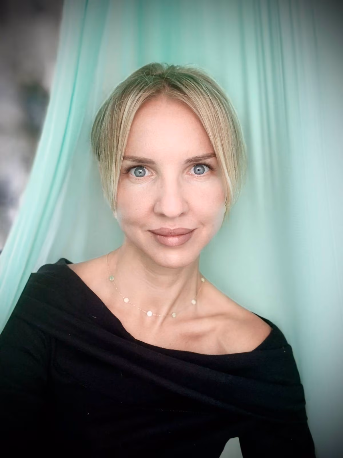 Tetiana 45 Kyiv Ukraine Pretty lady looking for a man who respects her