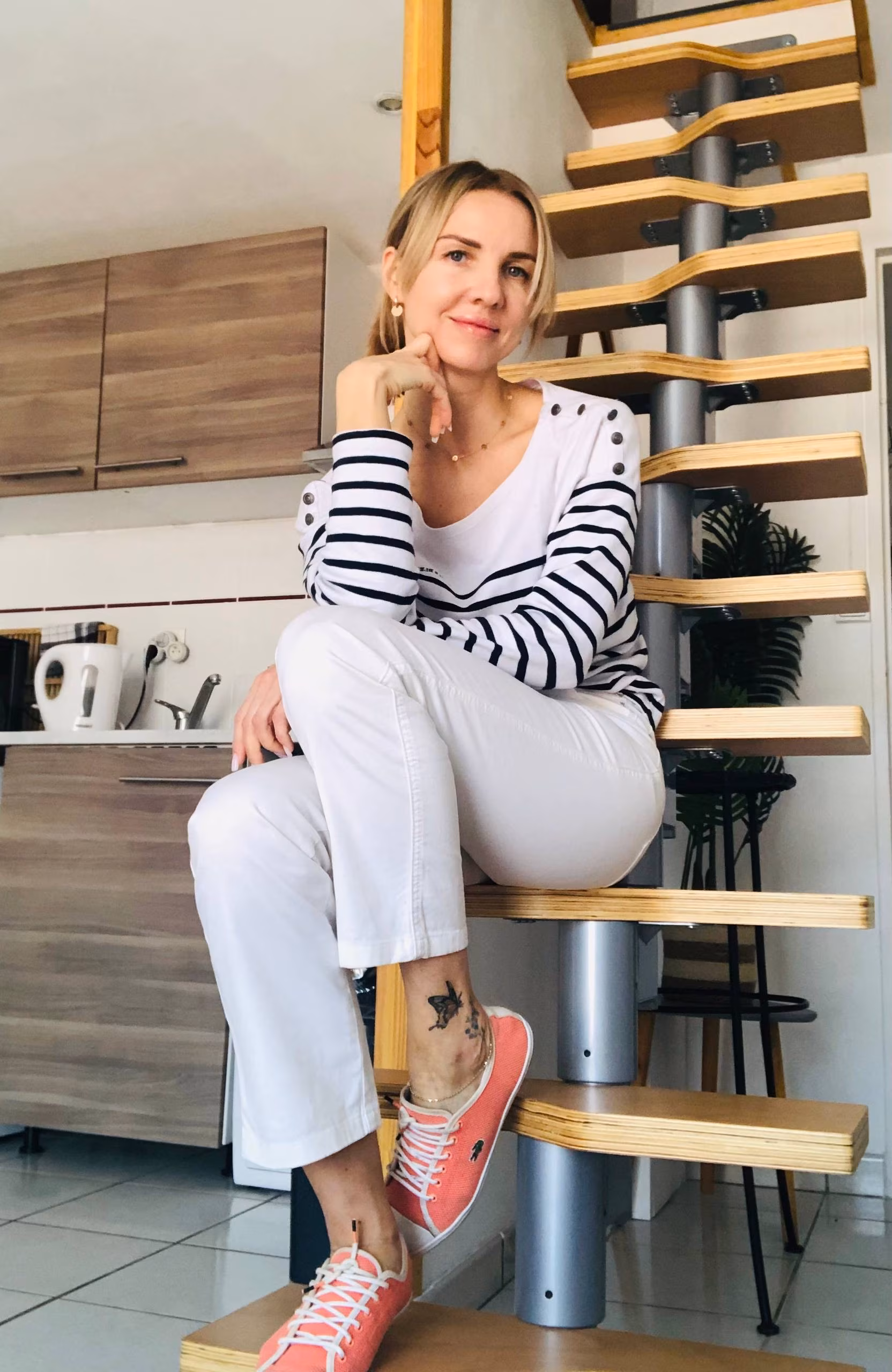 Tetiana 45 Kyiv Ukraine Pretty lady looking for a man who respects her