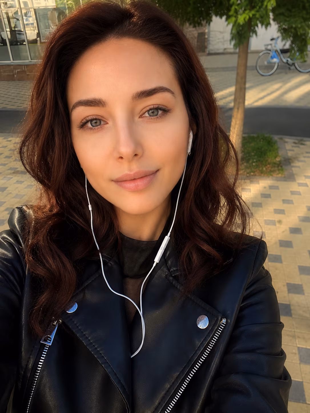 Anna 34 Kyiv  Ukraine Pretty woman wanting to build a family together