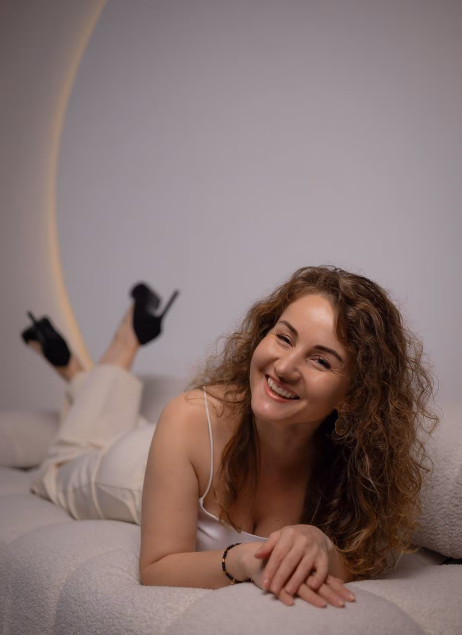Mariana 41 Lodz Poland Attractive woman looking for a man of integrity