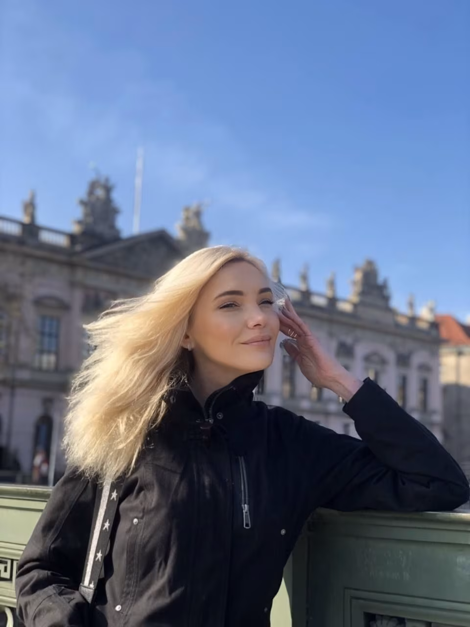 Yuliia 47 Berlin Germany Beautiful girl wanting to start a new chapter