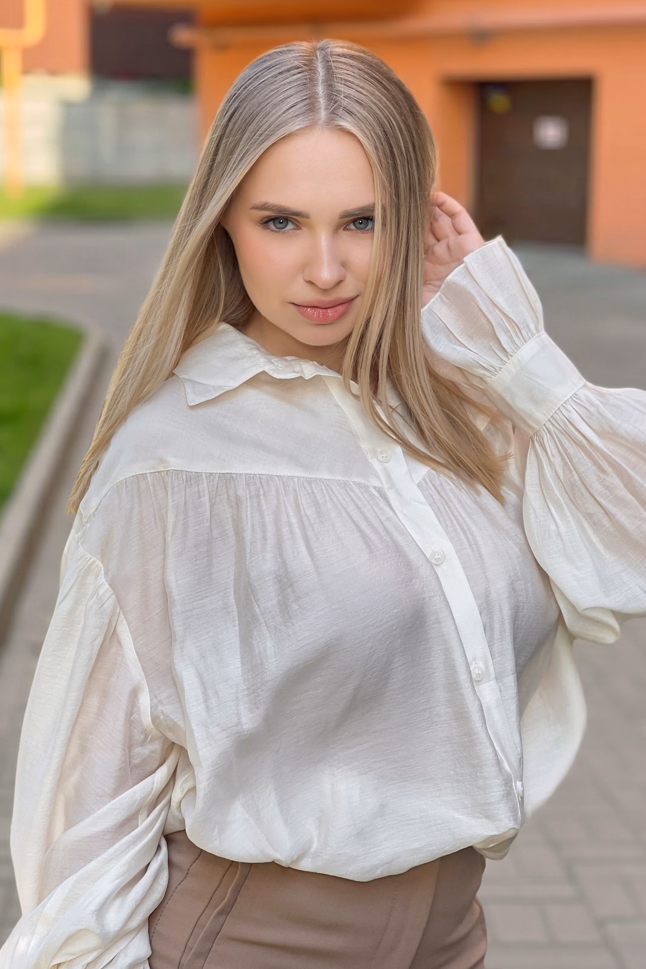 Elena 26 Kyiv  Ukraine Beautiful lady ready to start a new life