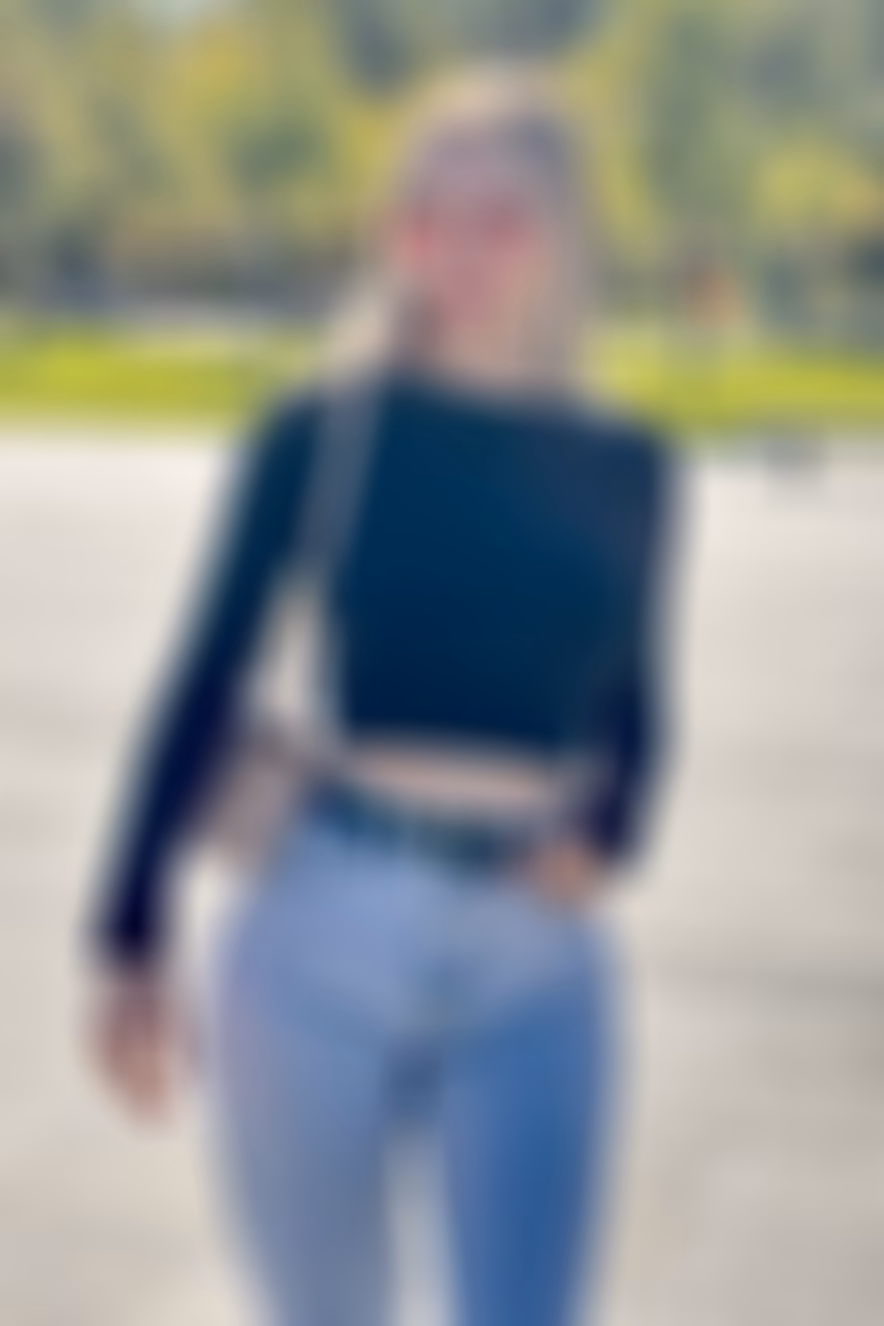 Elena 26 Kyiv  Ukraine Beautiful lady ready to start a new life