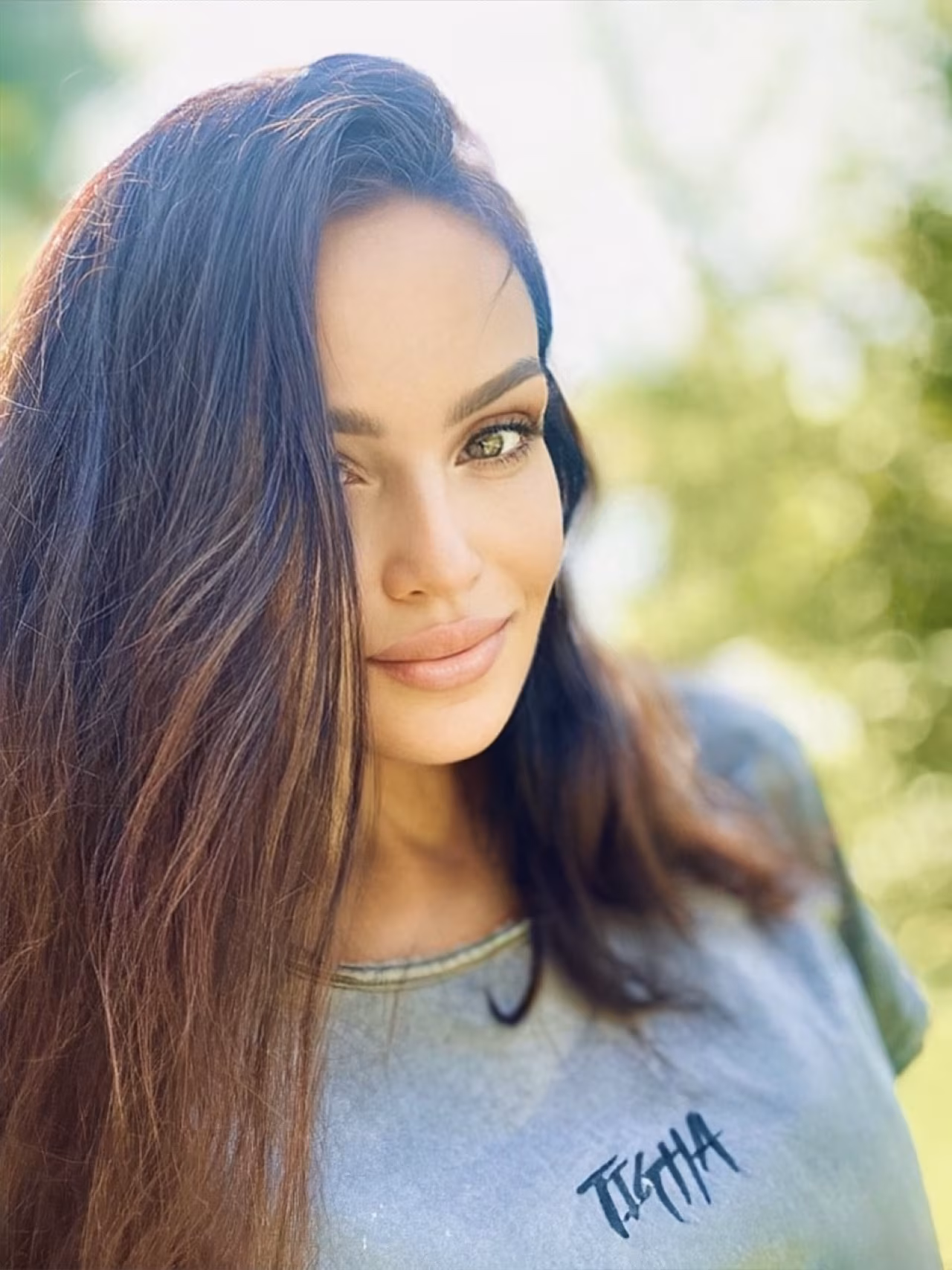 Olena 43 Cyprus/New York Cyprus Beautiful woman wanting to meet her soulmate