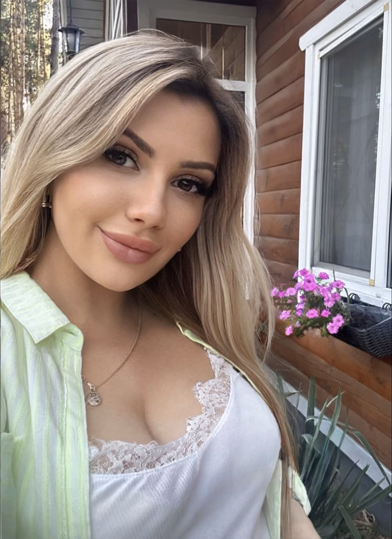 Maryna 36 Beijing/Kyiv China Beautiful woman wanting to meet her soulmate