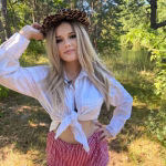Ivanna 19 Uman Ukraine Beautiful woman wanting to share her dreams