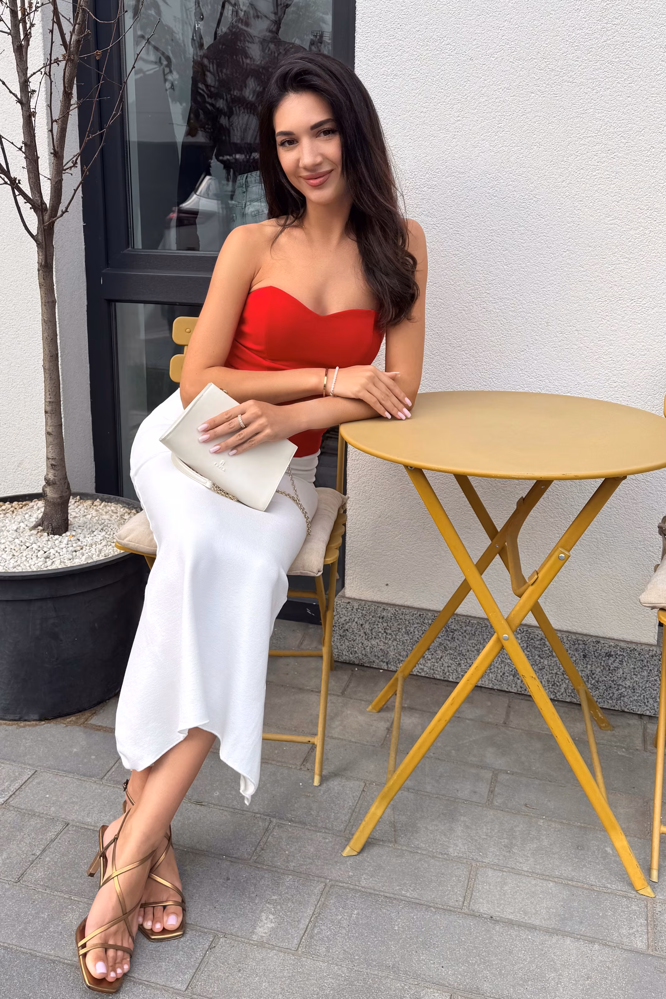 Anna 29 Kyiv  Ukraine Elegant lady seeking a gentleman for marriage