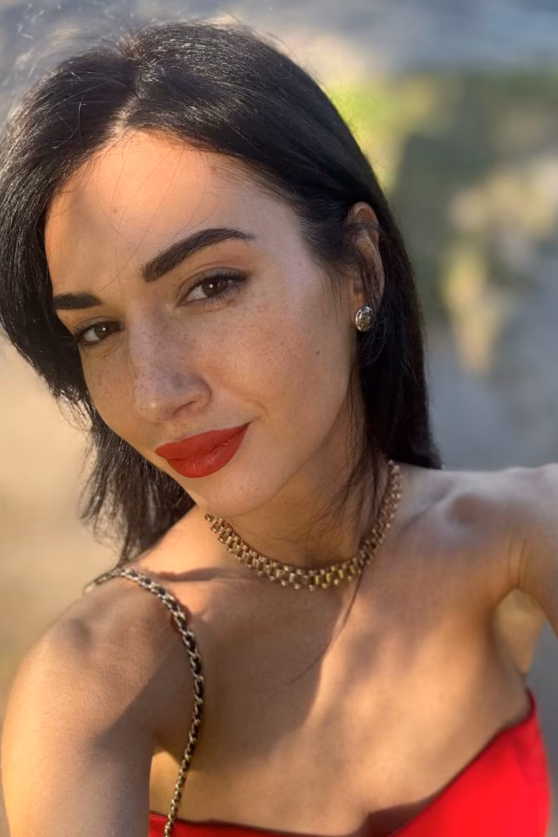 Anna 29 Kyiv  Ukraine Elegant lady seeking a gentleman for marriage